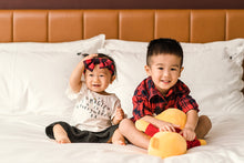 Load image into Gallery viewer, Family Portraiture By Shin (90 Minutes)