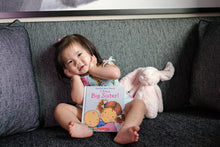 Load image into Gallery viewer, Family Portraiture By Shin (90 Minutes)