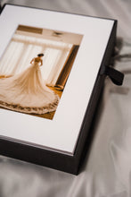 Load image into Gallery viewer, Folio Box (Large)